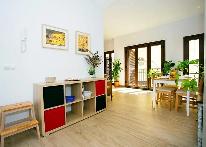 Fresh, Relax & Sun Historic Center Appartement
