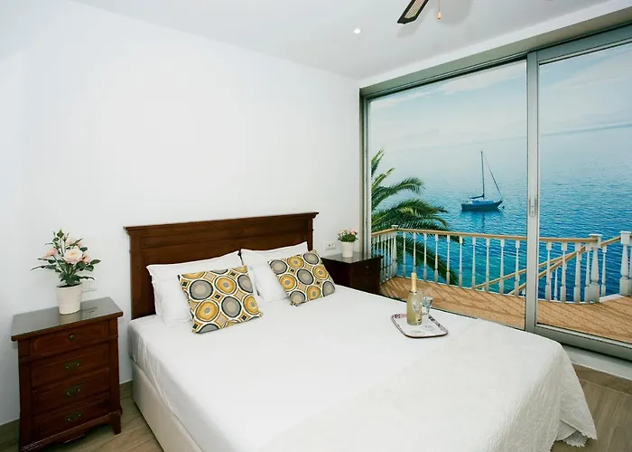 Fresh, Relax & Sun Historic Center Appartement