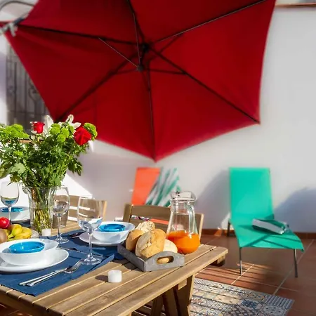 Fresh, Relax & Sun Historic Center Apartment