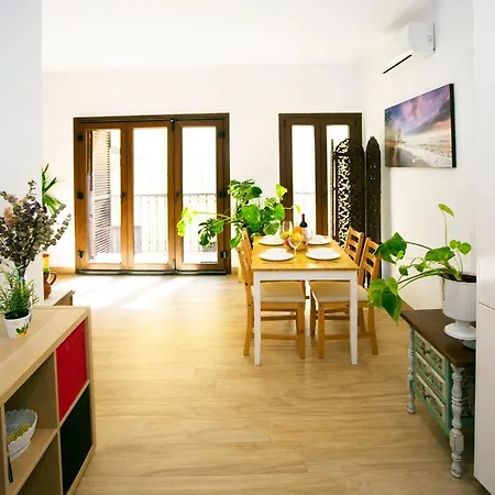 Fresh, Relax & Sun Historic Center Apartment